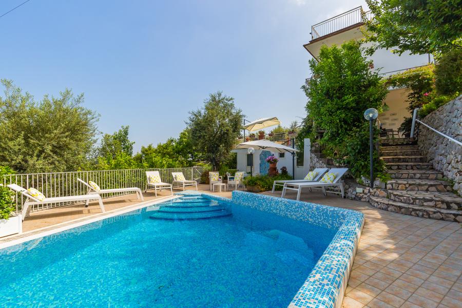 Welcome to Sorrento Flats, where the culture of hospitality meets the identity of the places-1